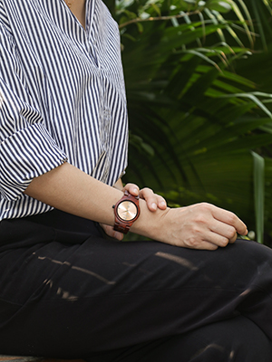 women wood watch